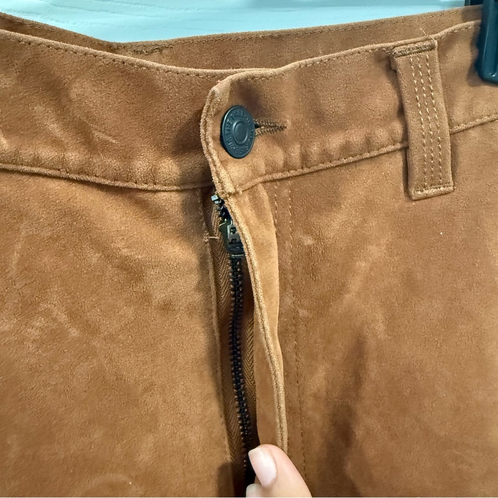 Free People We the Free Dylan Vegan Suede Tan Long Shorts Bermudas Size 29 - Picture 7 of 13